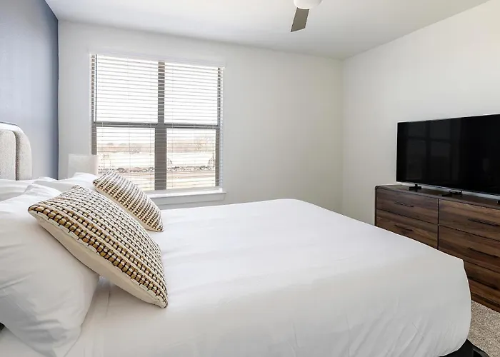Landing Stylish 1bd In Downtown Roanoke Fort Worth